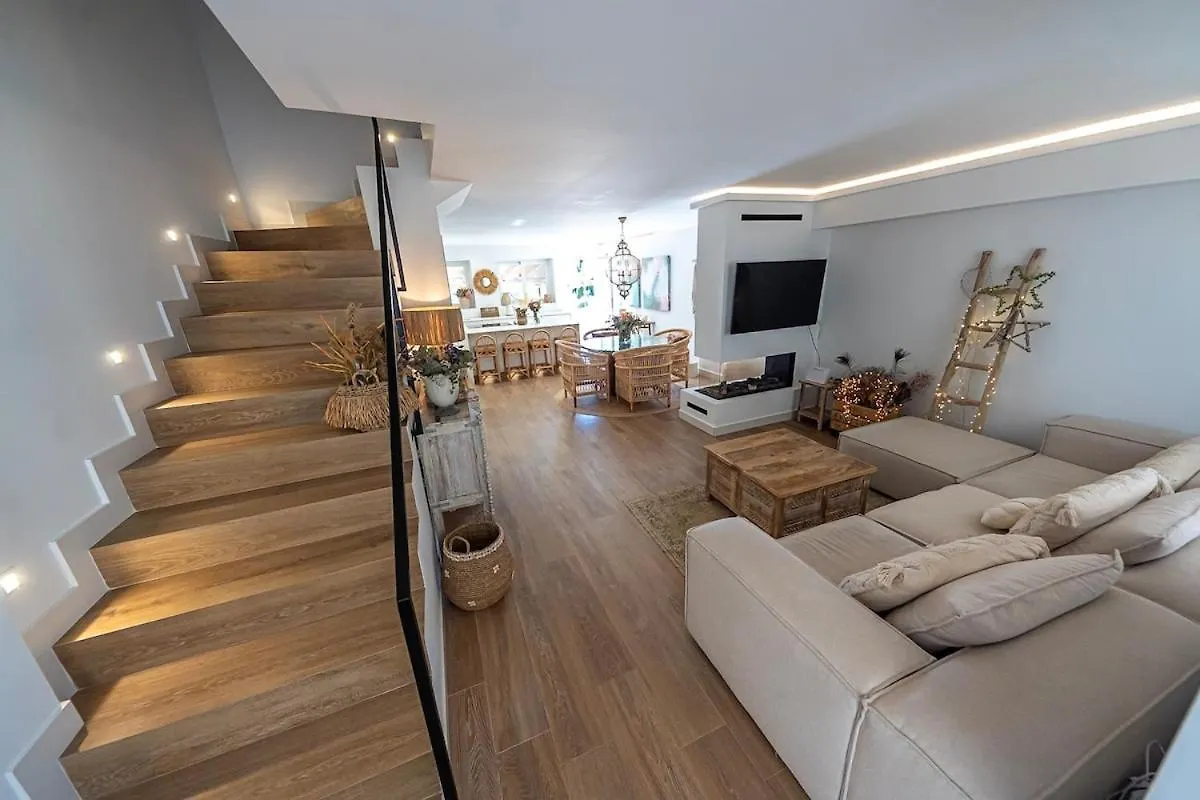 Luxury Townhouse In Tarifa Free Parking Fast Wifi Villa